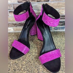 Gianni Bini | Hot Pink Dazzling
Sparkly 
• 4 Inch Block Heels -
Size: 6.5 M